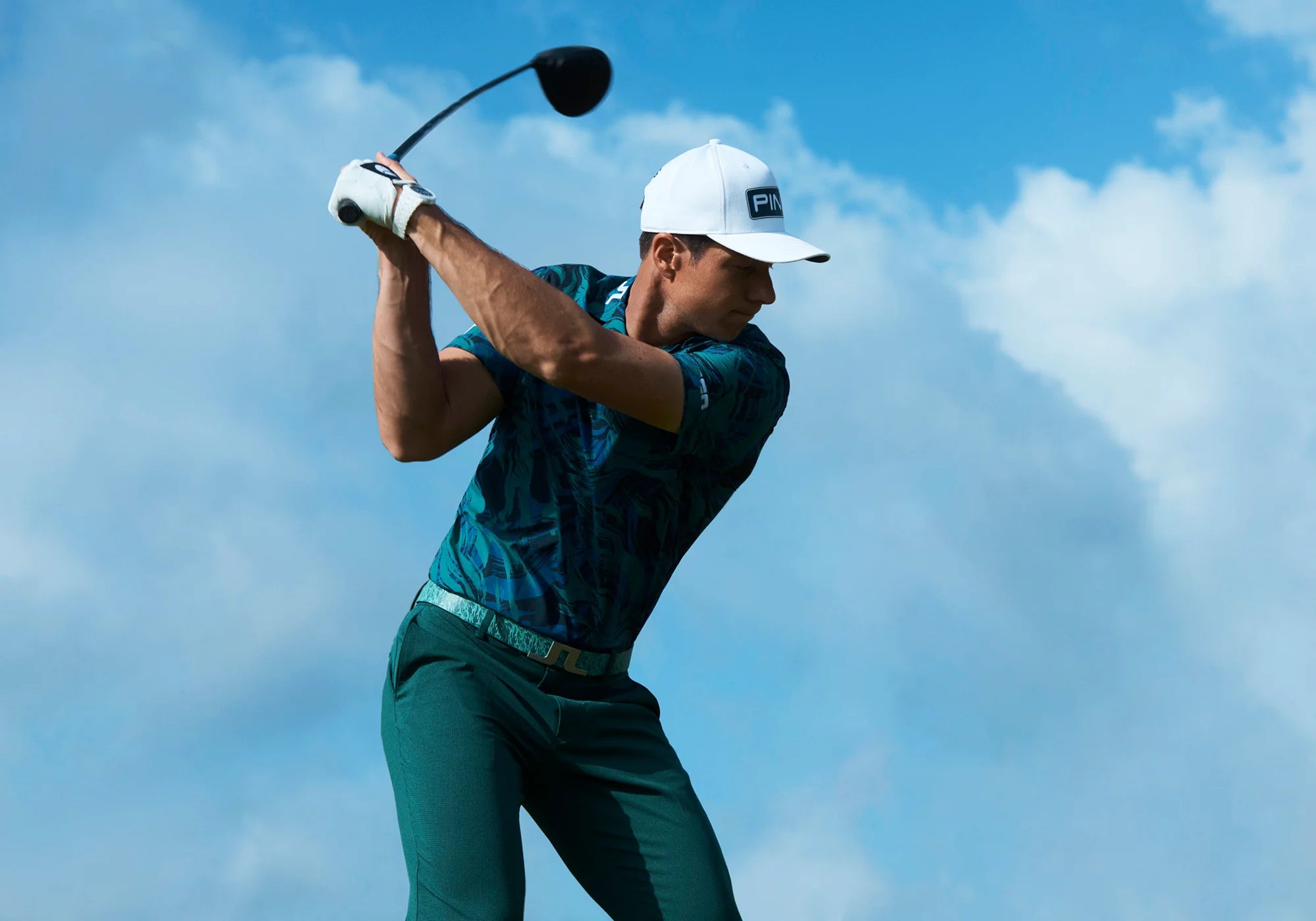 Viktor Hovland, the Best-Dressed FEDEX Cup Winner | Function18