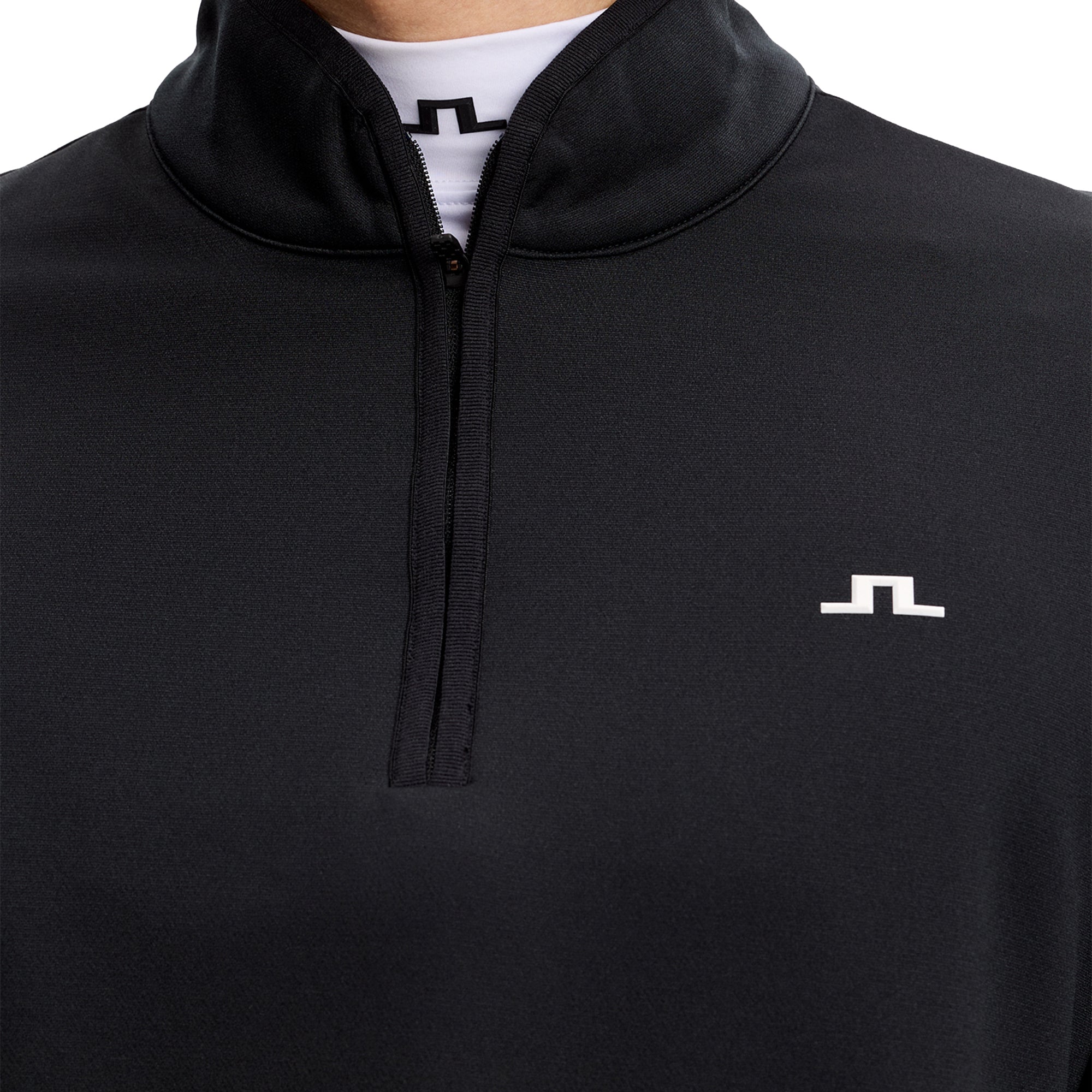 J.Lindeberg Golf Clide Mid Layer SS26 - Black 9999 - GMJS15005