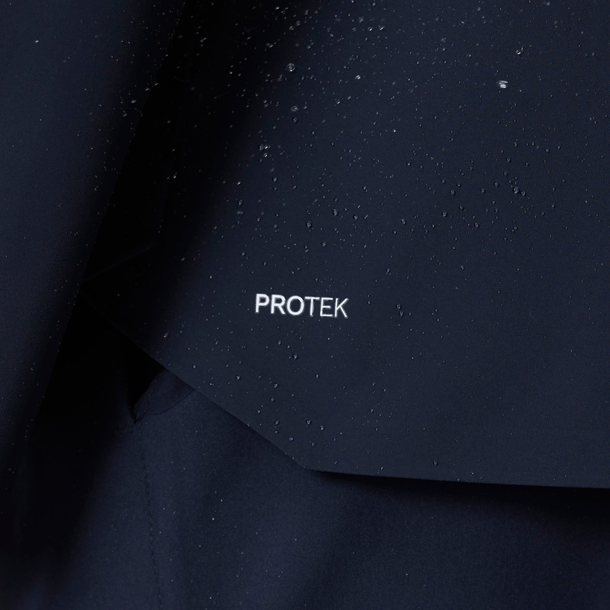 Castore Golf Pinnacle Woven Jacket