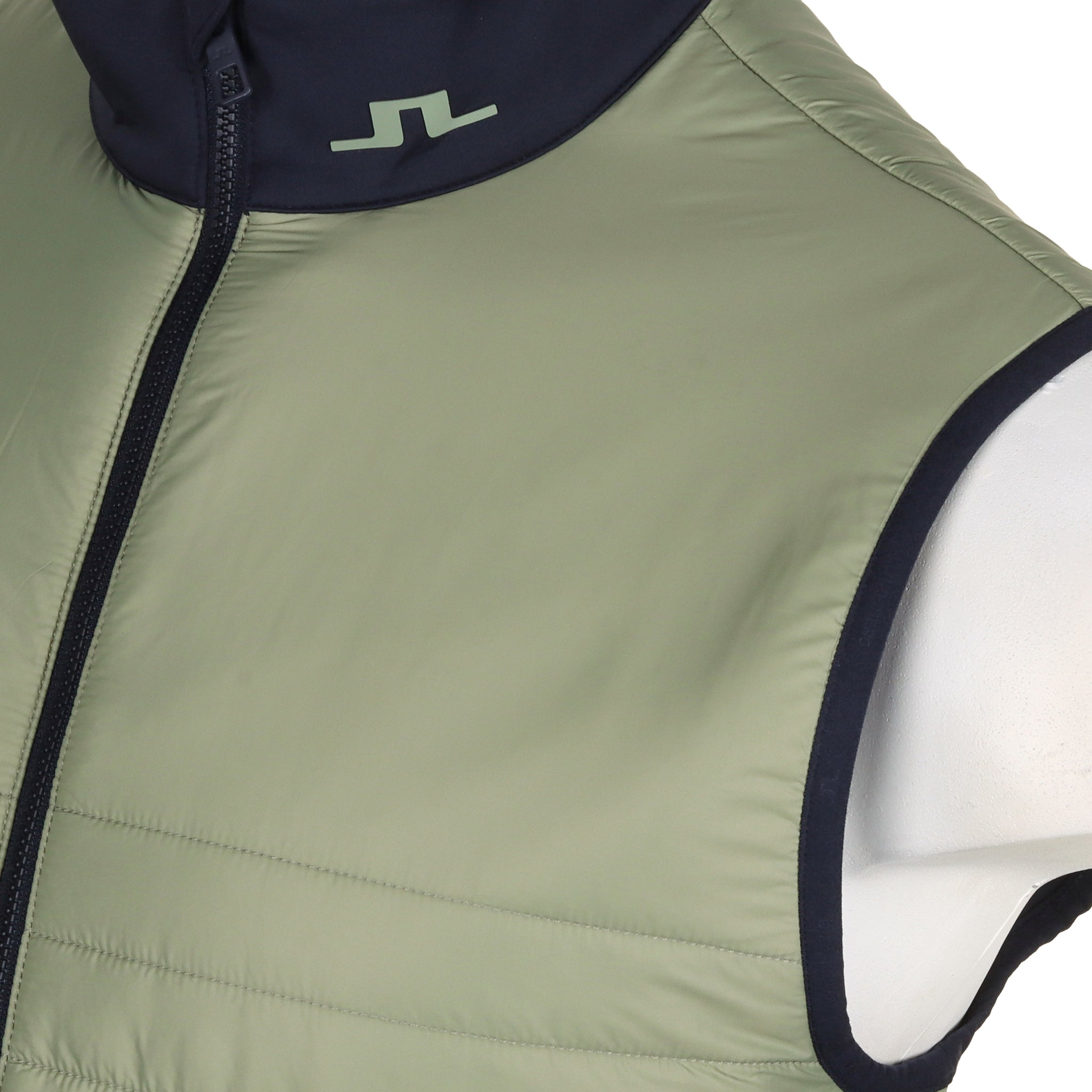 J.Lindeberg Golf Martino Quilt Hybrid Vest SS24 Oil Green M311