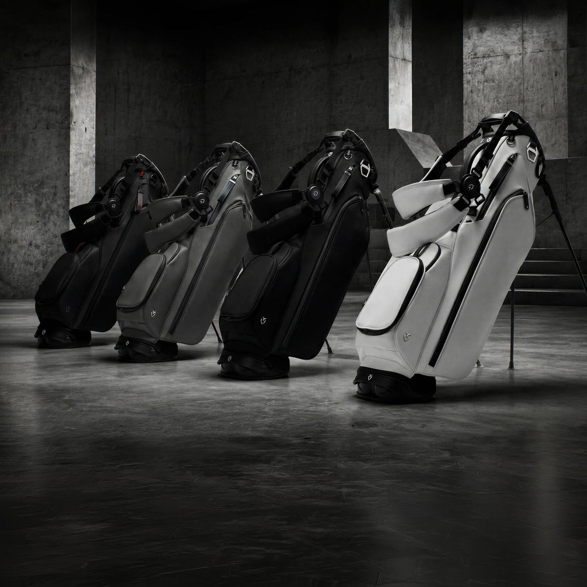 Stand & Cart Golf Bags Mobile
