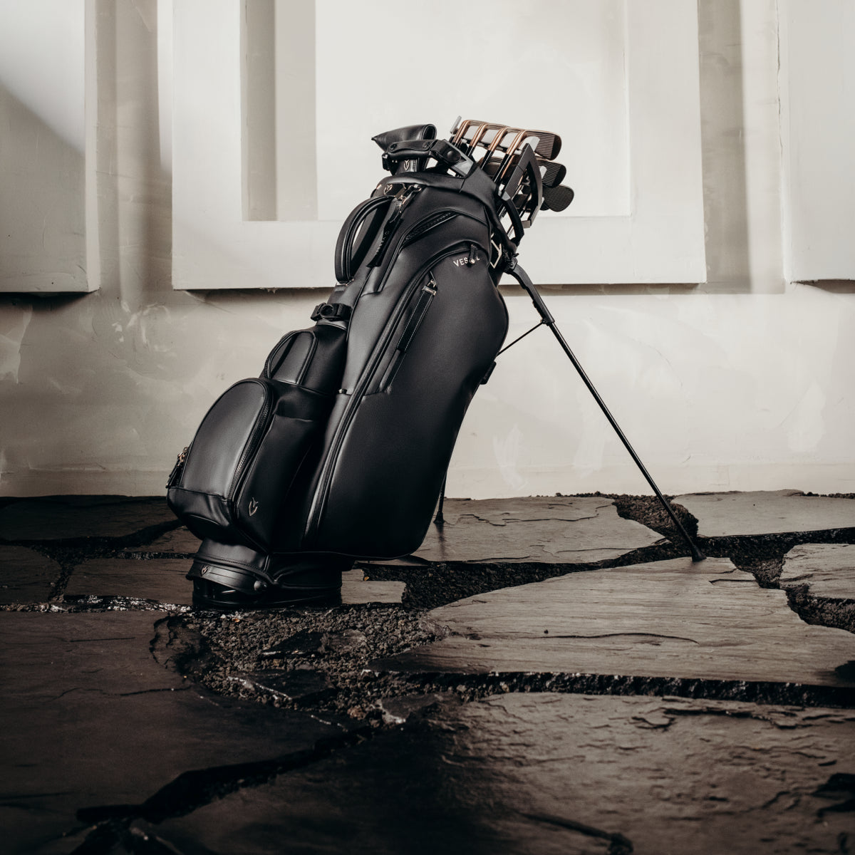 Vessel Golf Bags Mobile
