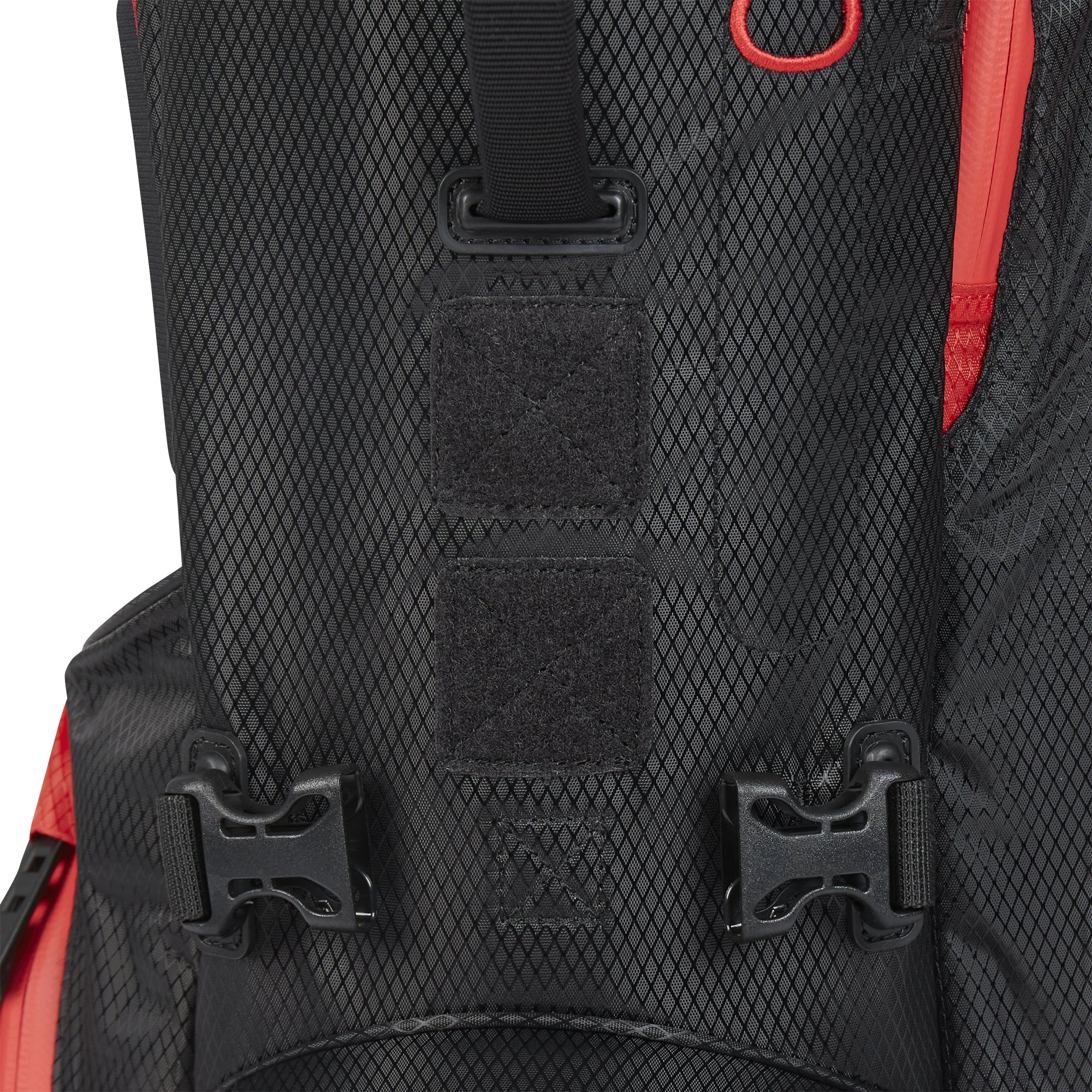 Titleist Players 5 StaDry Stand Golf Bag Black/Black/Red 006
